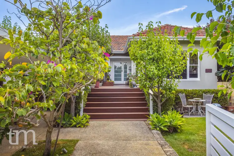 33 COLLEGE ROAD, Claremont WA 6010