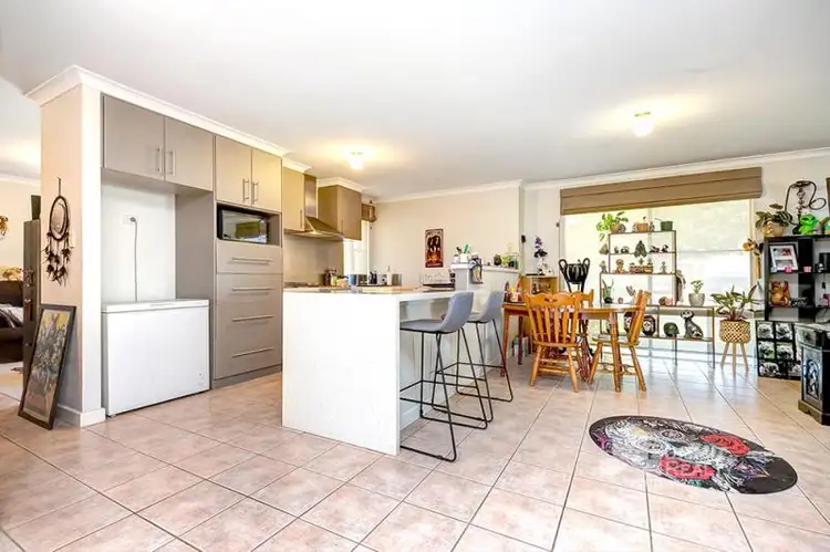Fifth view of Homely house listing, 2 Snows Place, South Bunbury WA 6230