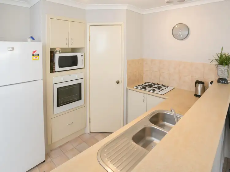 Fourth view of Homely house listing, 2/7 Lester Drive, Thornlie WA 6108