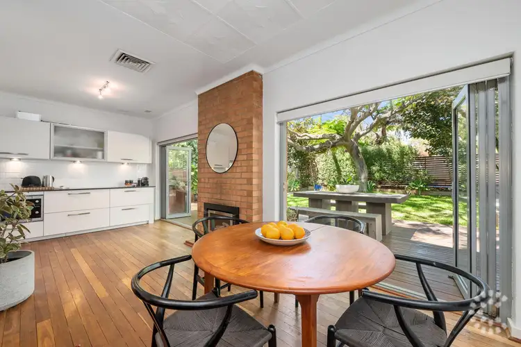 11 Taylor Street, White Gum Valley WA 6162