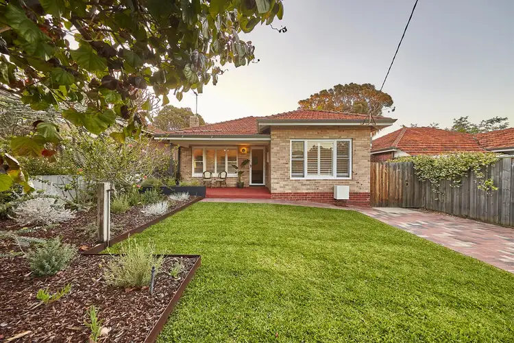 60 Solomon Street