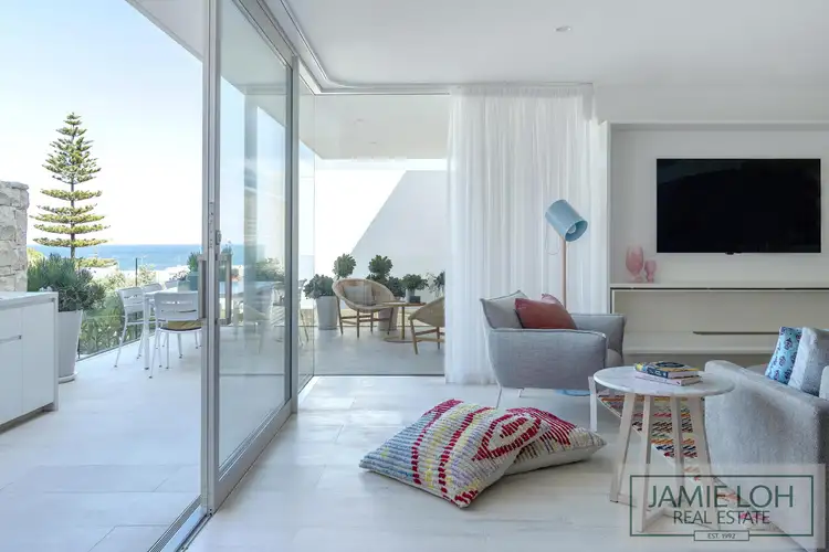 4/15 Overton Gardens, Cottesloe WA 6011