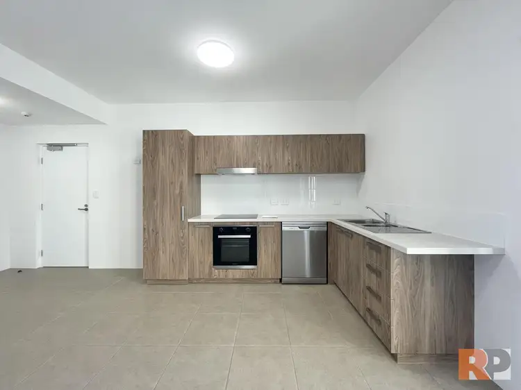 211/21 Blackberry Drive