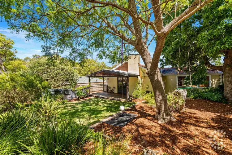 13 Rinaldo Crescent, Coolbellup WA 6163