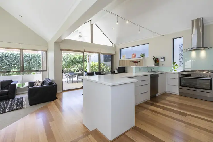 79 Lynton Street, Mount Hawthorn WA 6016