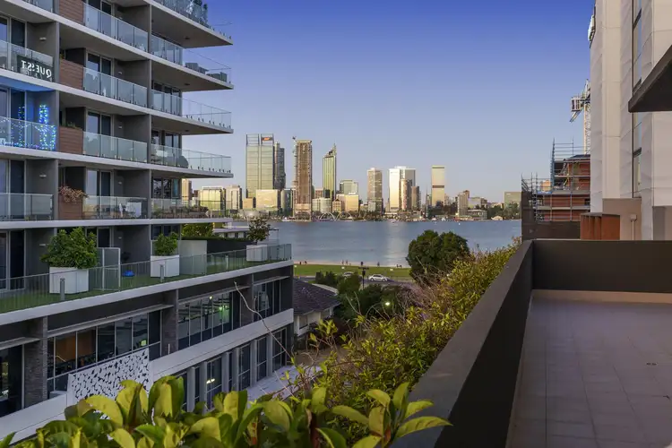 303/4 Harper Terrace