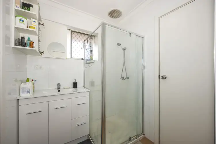 Fourth view of Homely house listing, 17 Ackmar Way, Swan View WA 6056