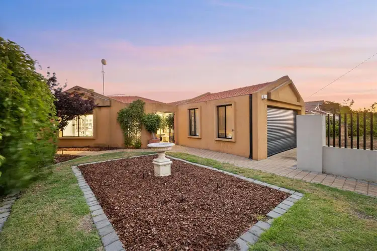 40 Newcomen Road, Stirling WA 6021