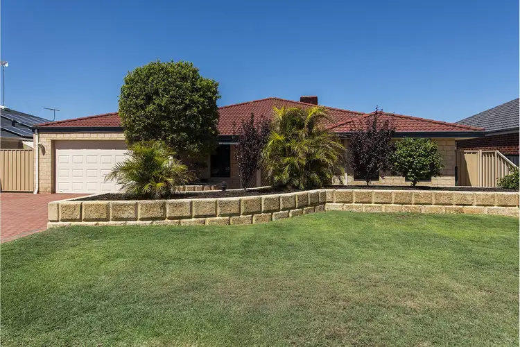 55 Dumbarton Road, Canning Vale WA 6155
