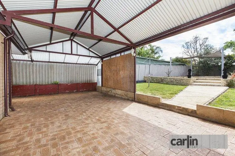 10 Glenbawn Drive, South Lake WA 6164