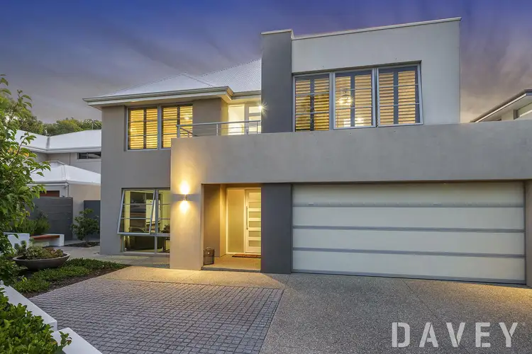 52 Spiderlily Mews, Karrinyup WA 6018