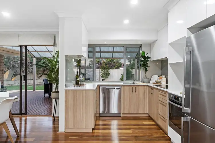 8 Hartleap Lane, Beldon WA 6027