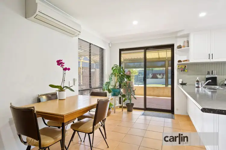 Sixth view of Homely house listing, 5 Curlew Way, Yangebup WA 6164