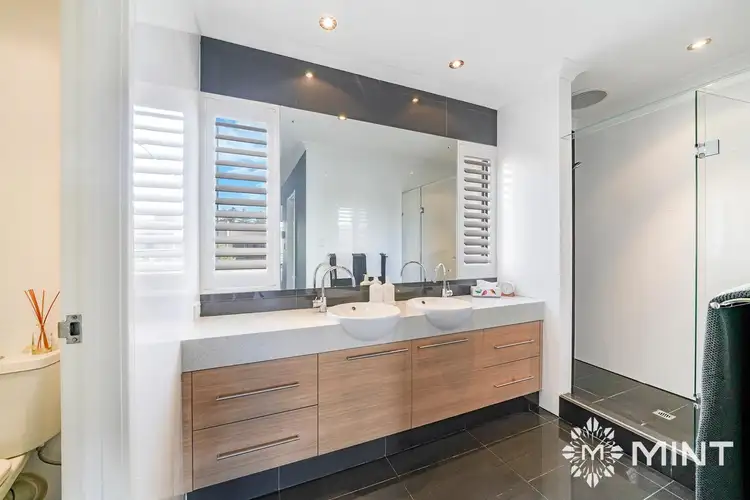 Sixth view of Homely house listing, 6 Bernier Rise, North Coogee WA 6163