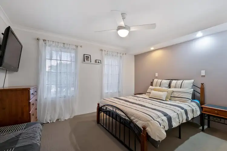 Fifth view of Homely house listing, 3 Sapphire Way, Maida Vale WA 6057