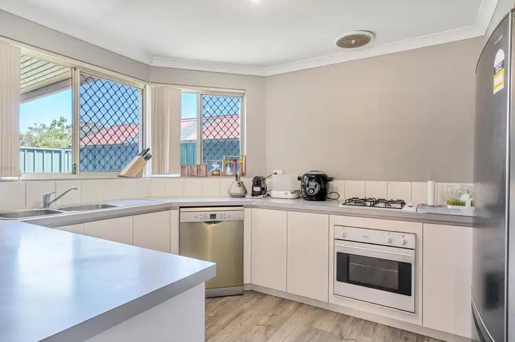 5/11 Exmouth Place, Thornlie WA 6108
