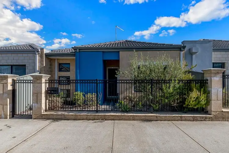 Main view of Homely house listing, 102 Bristlebird Approach, Baldivis WA 6171