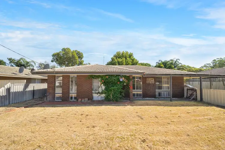 15 Conifer Street, Maddington WA 6109
