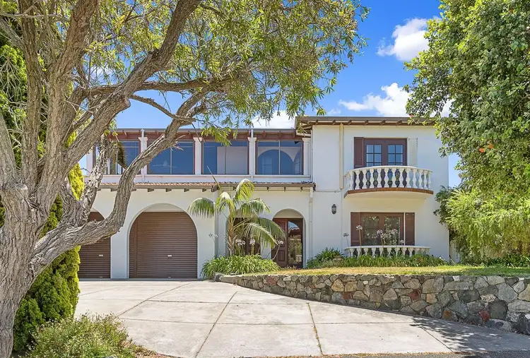 10 Palana Road, City Beach WA 6015
