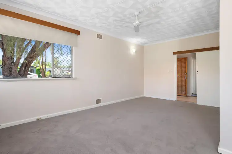 Second view of Homely house listing, 4 Alderdice Place, Lamington WA 6430