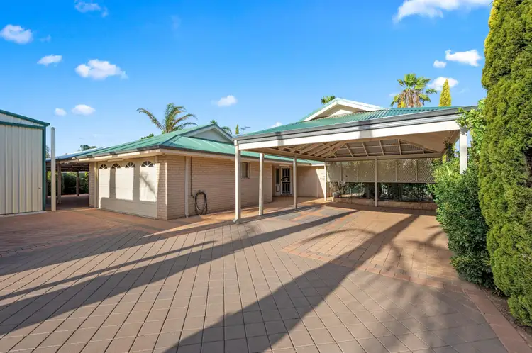 2/11 Jordan Street, Broadwood WA 6430