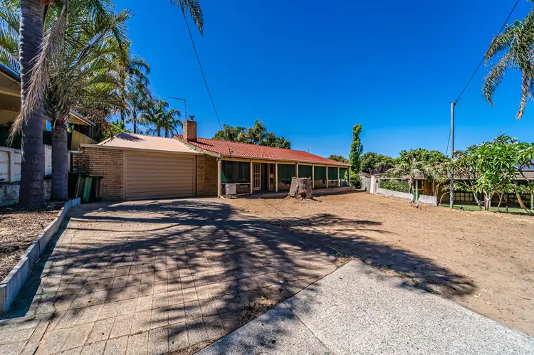 8 Fordred Place, Parmelia WA 6167