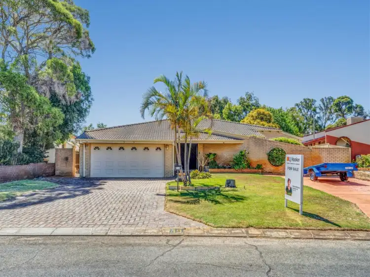 19 Regency Drive, Thornlie WA 6108