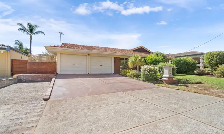 28 Doveridge Drive, Duncraig WA 6023