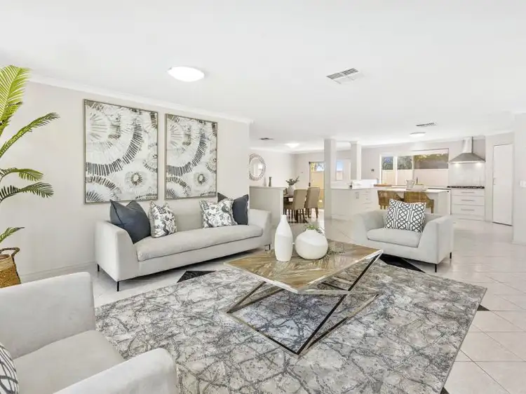 24 Bergalia Mews, Currambine WA 6028