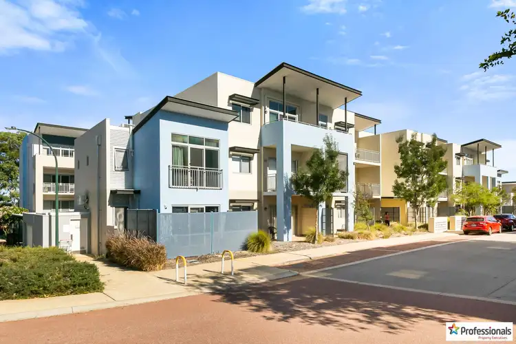 28/6 Ibera Way, Success WA 6164
