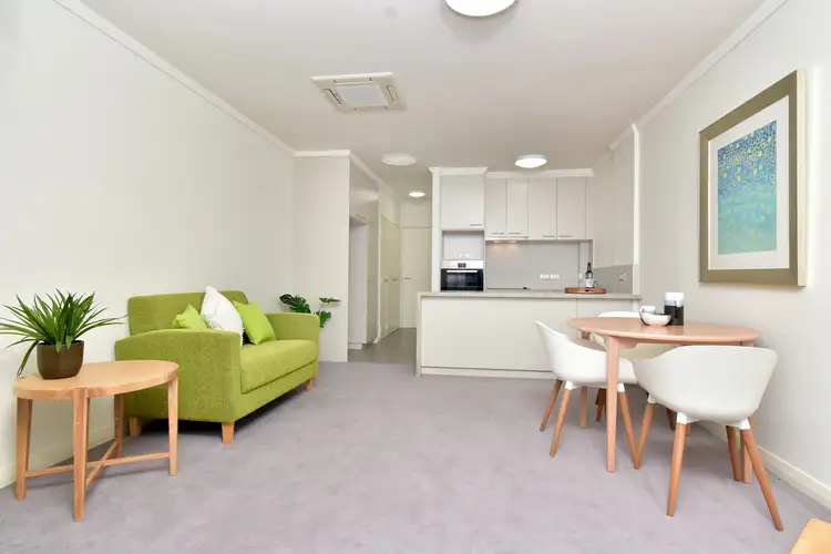 14A/4 Kitchener Road, Melville WA 6156
