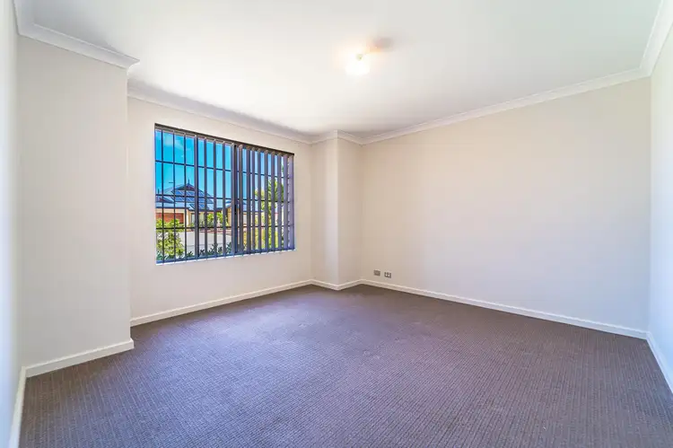 Fifth view of Homely house listing, 8 Sorelle Way, Port Kennedy WA 6172