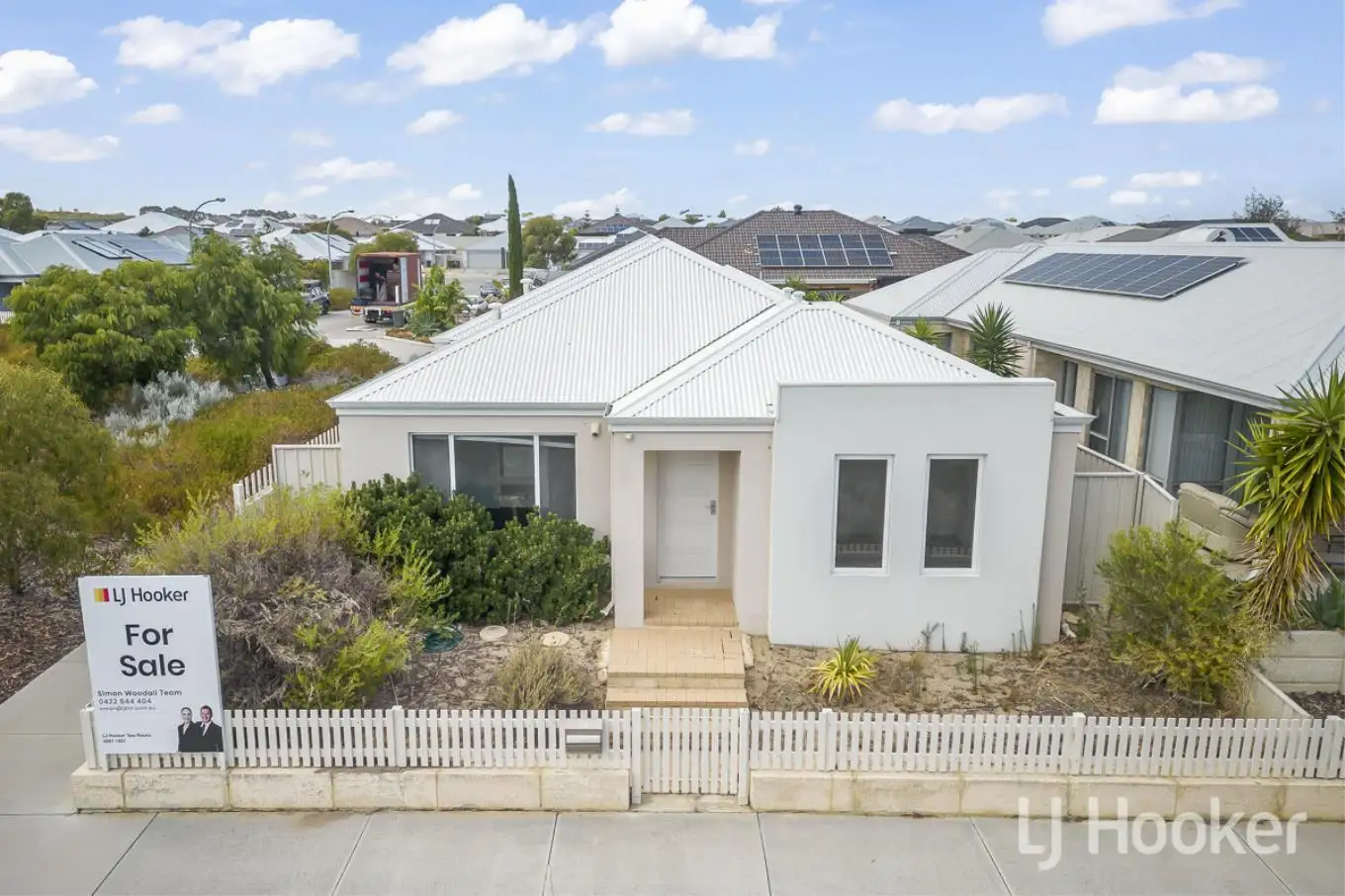 Main view of Homely house listing, 10 Barro Bend, Yanchep WA 6035