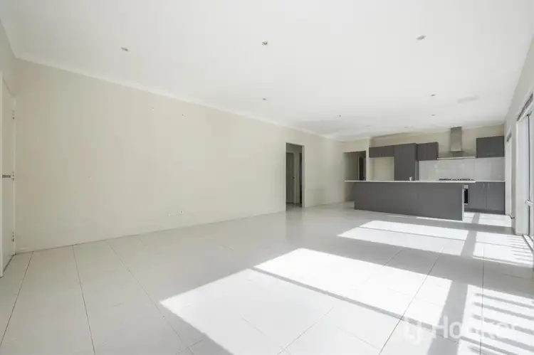 Fourth view of Homely house listing, 10 Barro Bend, Yanchep WA 6035