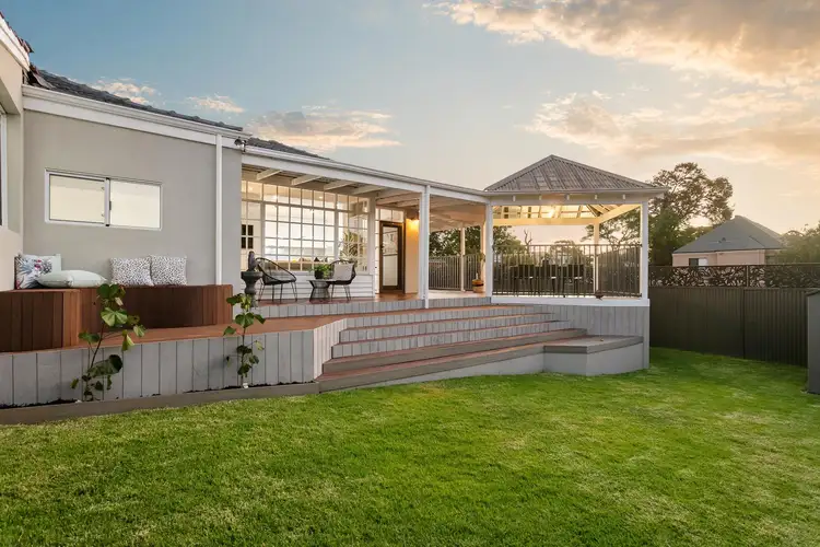 61 Adderley Street, Mount Claremont WA 6010