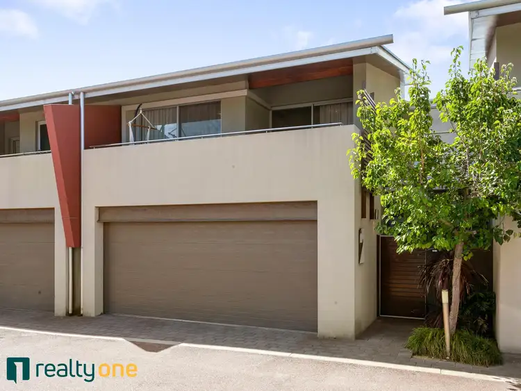 2/165 Stock Road, Attadale WA 6156