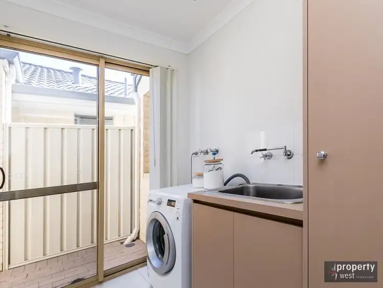 Fifth view of Homely villa listing, 3/18 oligantha elbow, Banksia Grove WA 6031