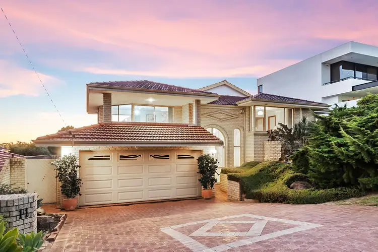 11 Sycamore Rise, Dianella WA 6059