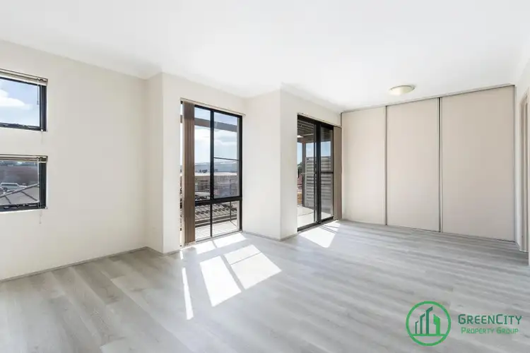 Fifth view of Homely house listing, 7/10-16 Queen Street, Bentley WA 6102