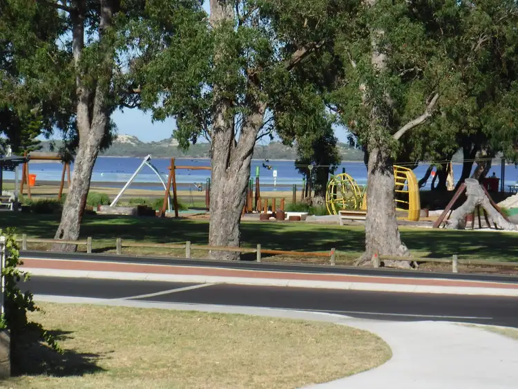 Sixth view of Homely house listing, 1 Upton Place, Australind WA 6233