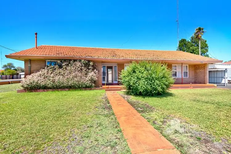 1 Winton Street, Carey Park WA 6230