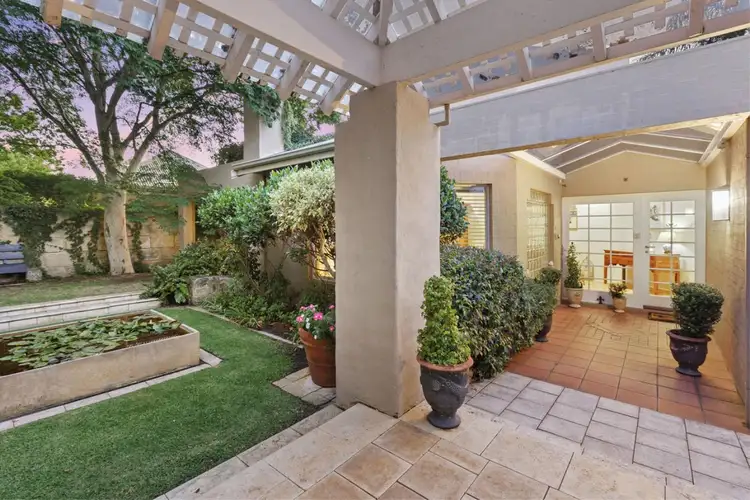 67 Goldsworthy Road, Claremont WA 6010