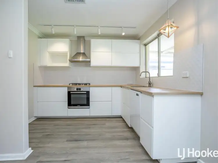 Second view of Homely house listing, 71 Lyrebird Way, Thornlie WA 6108