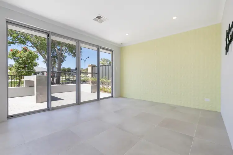 Sixth view of Homely house listing, 5 Gooljak Rise, Lakelands WA 6180
