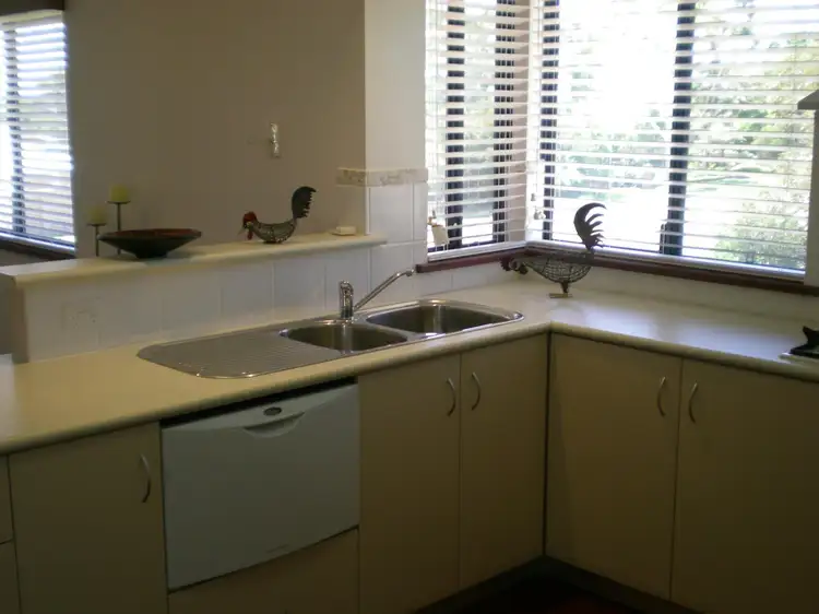 Sixth view of Homely townhouse listing, 5/2 Parmelia Drive, Australind WA 6233