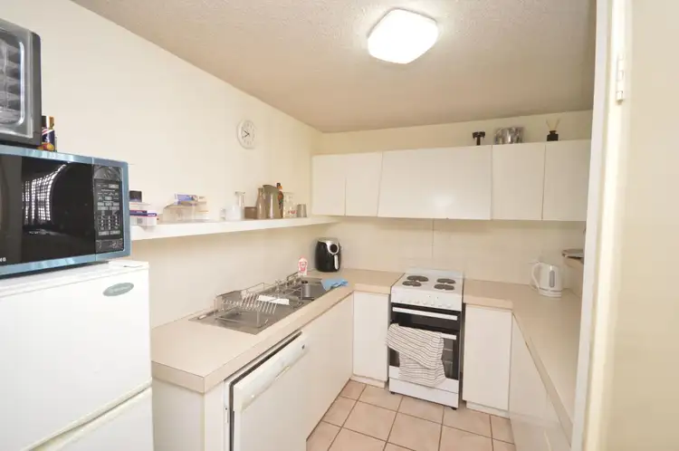 Third view of Homely apartment listing, 4/132 Mandurah Terrace, Mandurah WA 6210