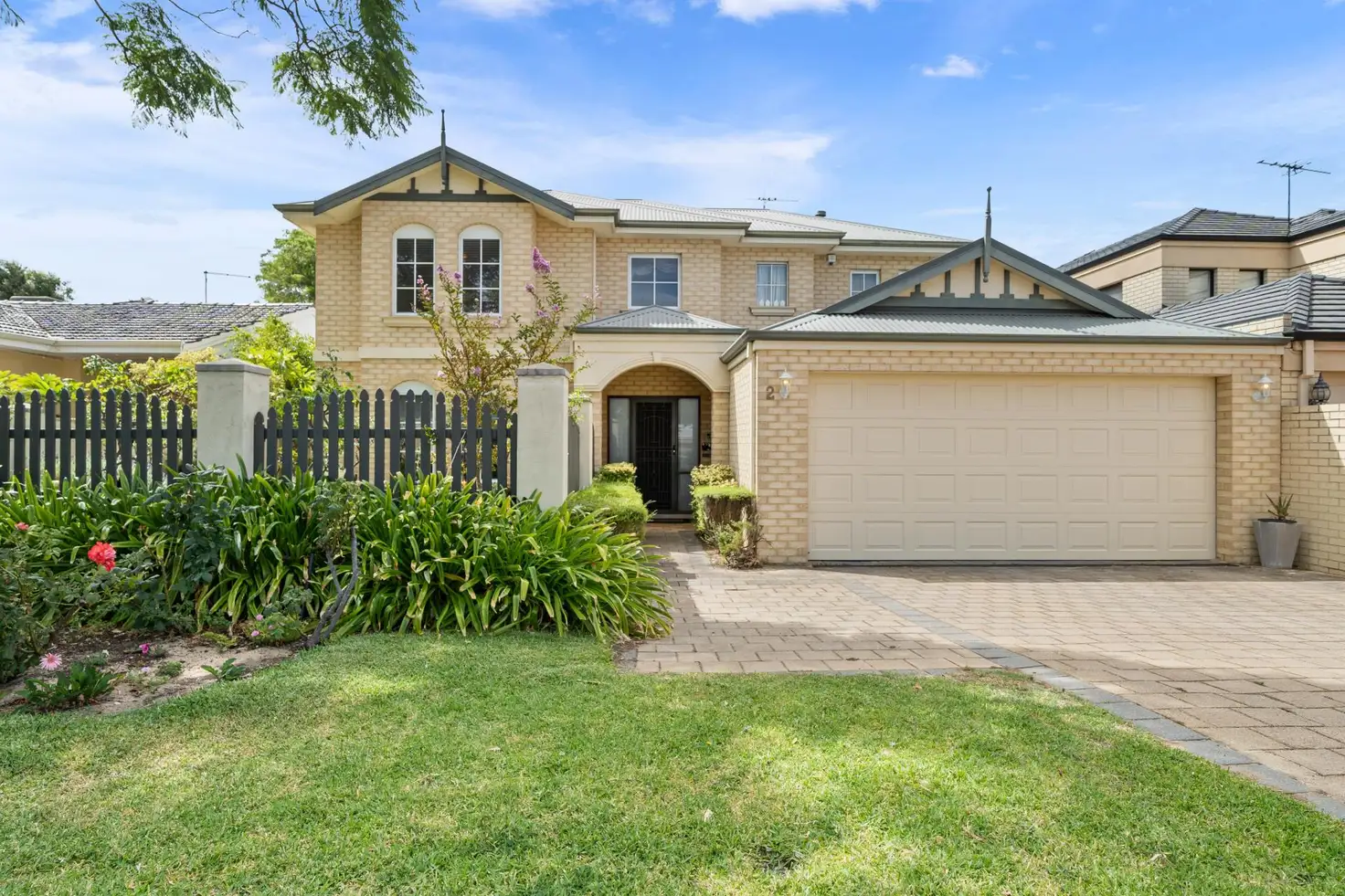 Main view of Homely house listing, 2 Glencoe Road, Ardross WA 6153