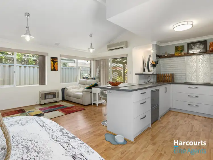 Fifth view of Homely unit listing, 2/112 Parkin Street, Rockingham WA 6168