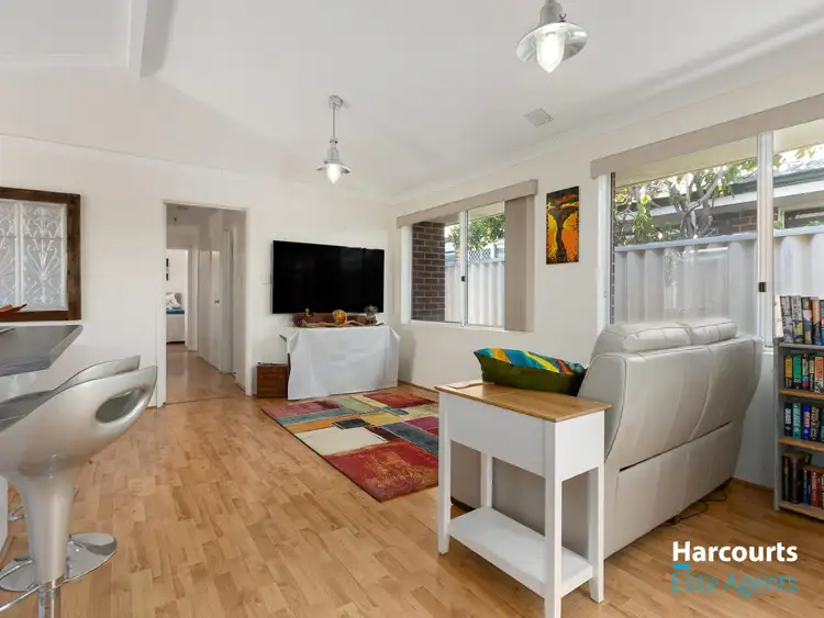 Sixth view of Homely unit listing, 2/112 Parkin Street, Rockingham WA 6168