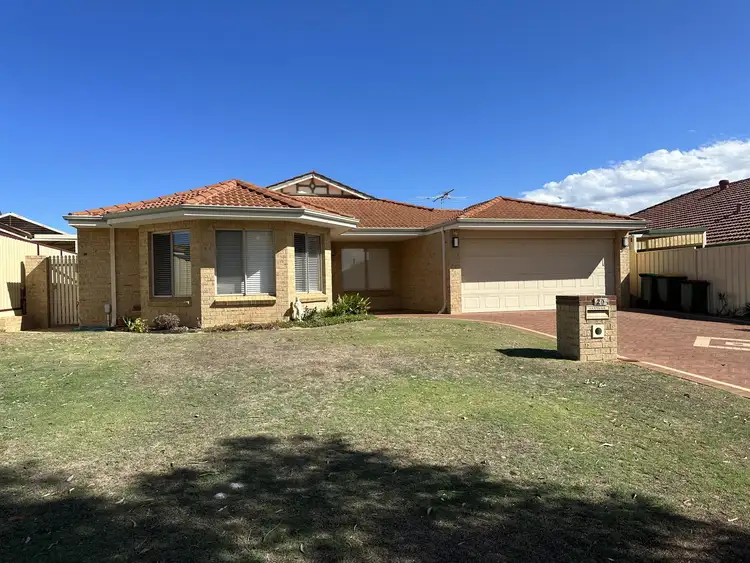 20 Roxburgh Circle, Kinross WA 6028